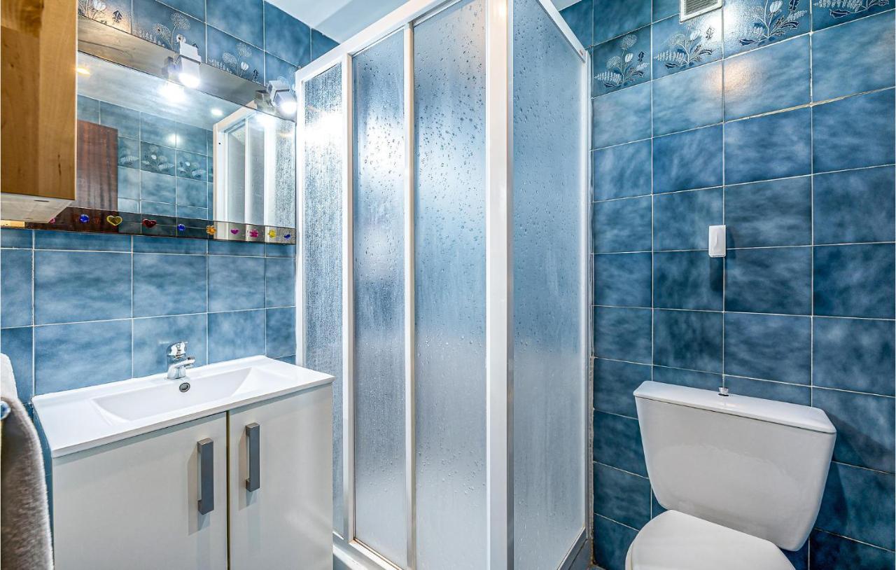 4 Bedroom Nice Apartment In 토레몰리노스 외부 사진